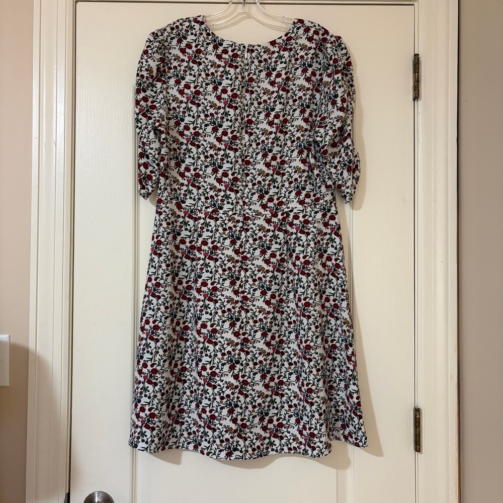Floral Print Dress with Red and Black Accents - Picture 2 of 9